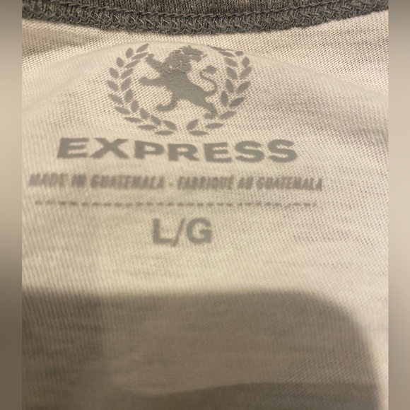Express Graphic Tee - Picture 3 of 3